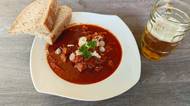 Tajný recept řezníků: Uzenářský guláš, po kterém zapomenete na segedín